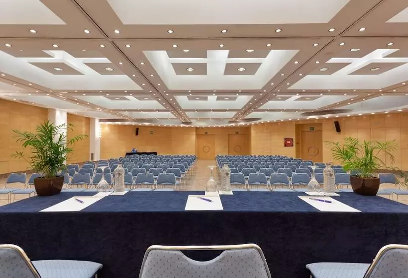 فندق Senator Parque Central