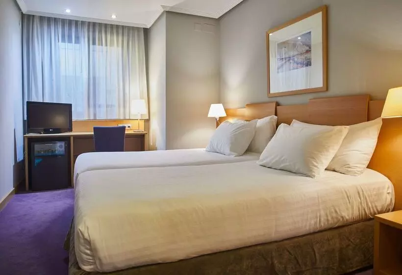 Hotell Silken Alfonso X