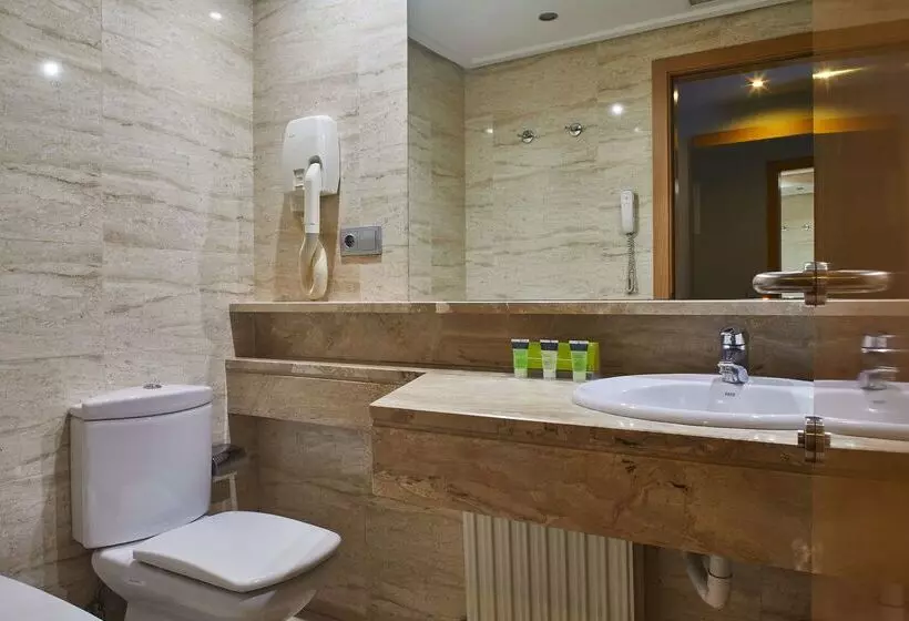 Hotell Silken Alfonso X