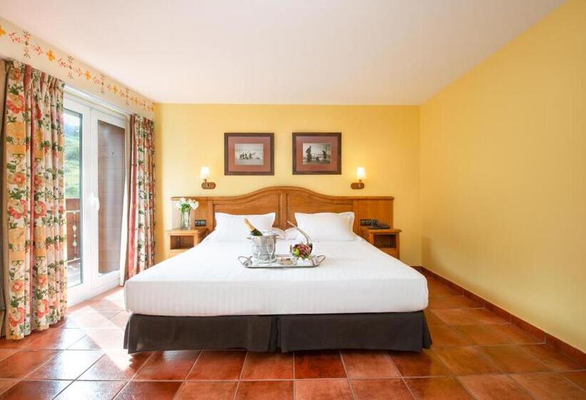 Ski Plaza Hotel & Wellness