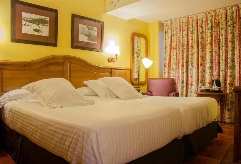 Ski Plaza Hotel & Wellness