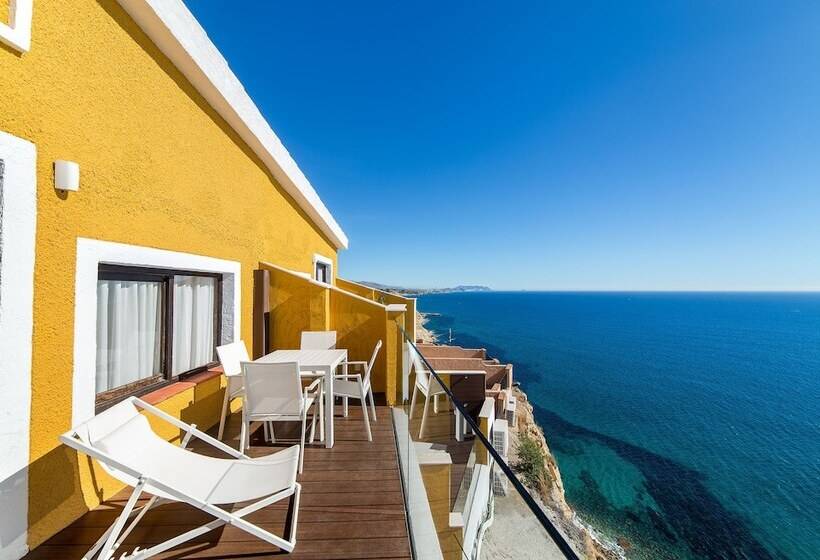 Occidental Pueblo Acantilado