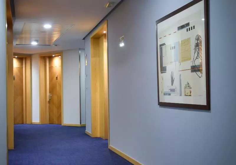 فندق Senator Parque Central