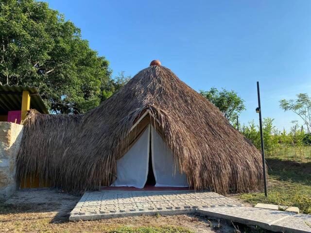 هتل Mangoo Glamping