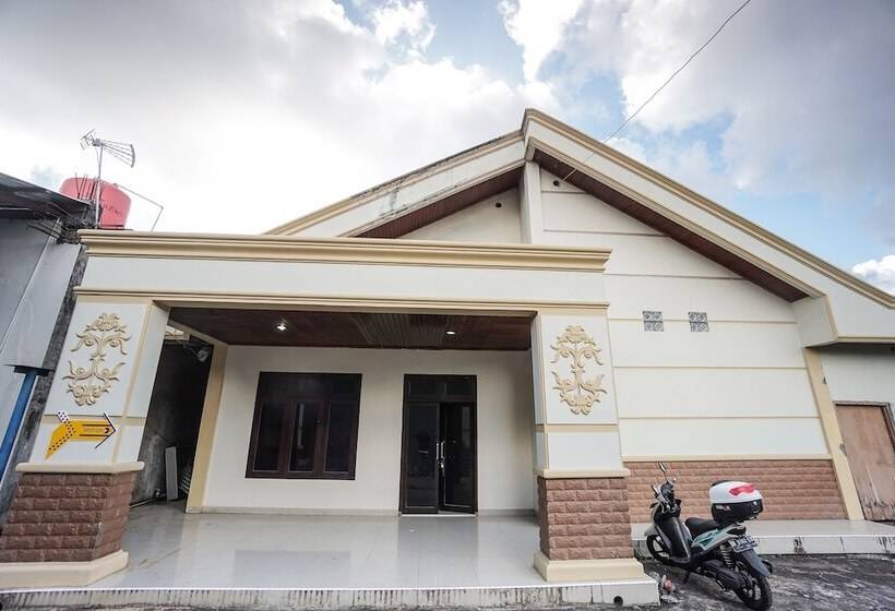 فندق Spot On 2530 Tiga Mas Inn