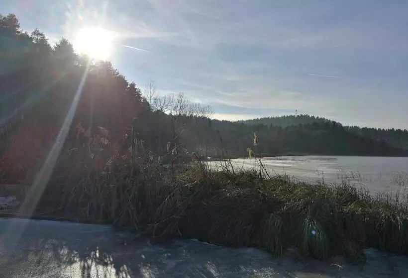 Aamiaismajoitus (B&B) Landgasthof Piroutz