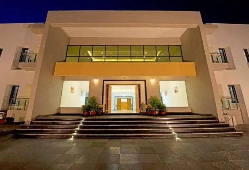 Hotelli President Banquet & Lawns