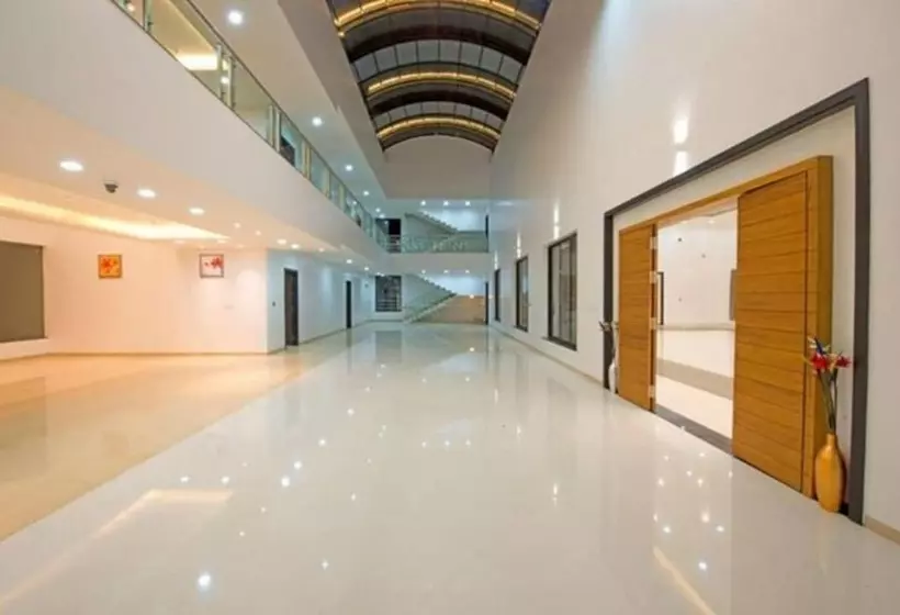 Hotelli President Banquet & Lawns