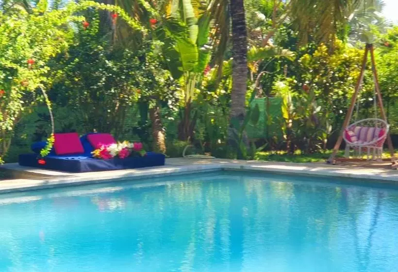 پانسیون Villa Les Cocotiers