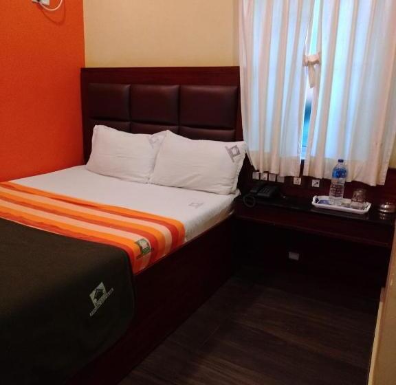 פנסיון Ferdin Cottage