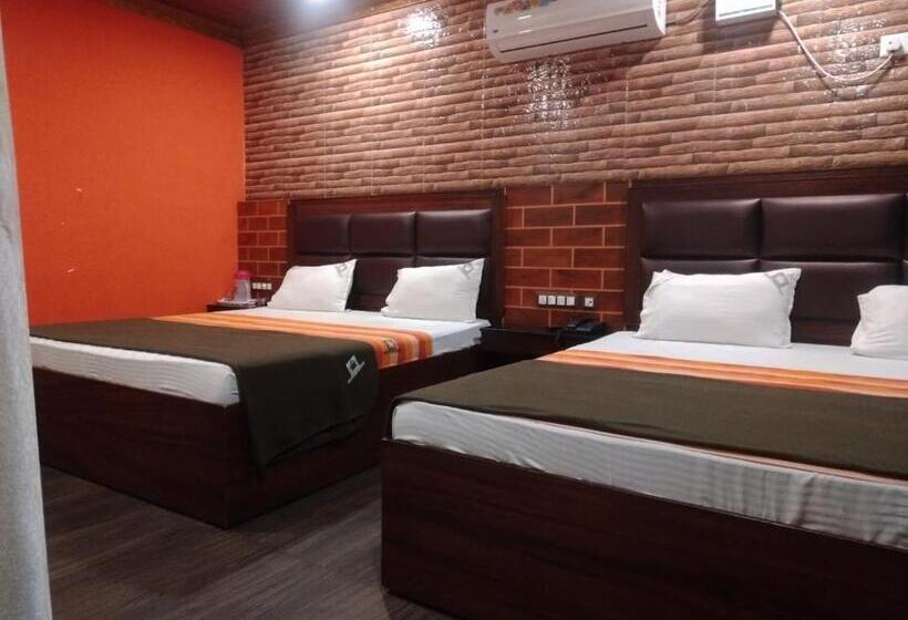 פנסיון Ferdin Cottage