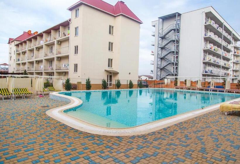 בית מלון כפרי Delfin