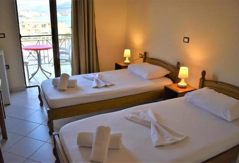 هتل Villa Zeneli