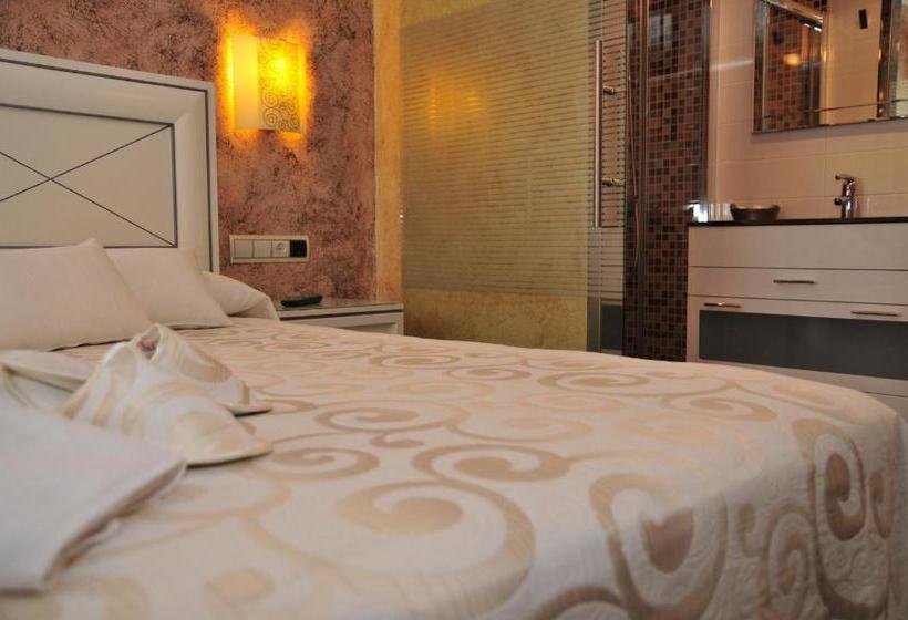 פנסיון Hostal Rabel