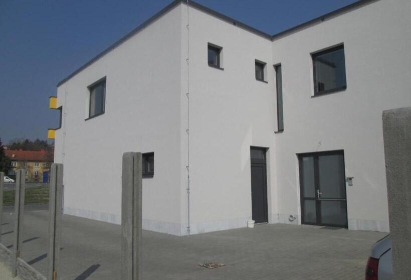 Пансион Polyfunkční Dům Pasát