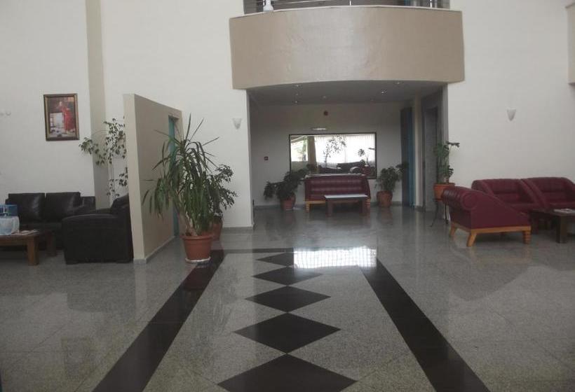 Selcuk Uygulama Oteli̇