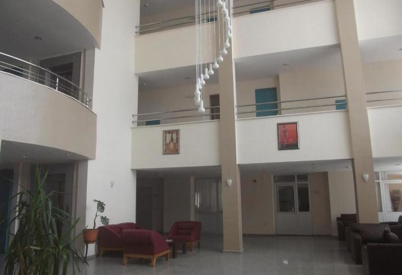 Selcuk Uygulama Oteli̇