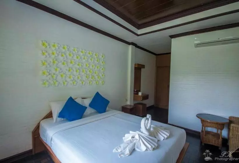 Suanya Kohkood Resort And Spa