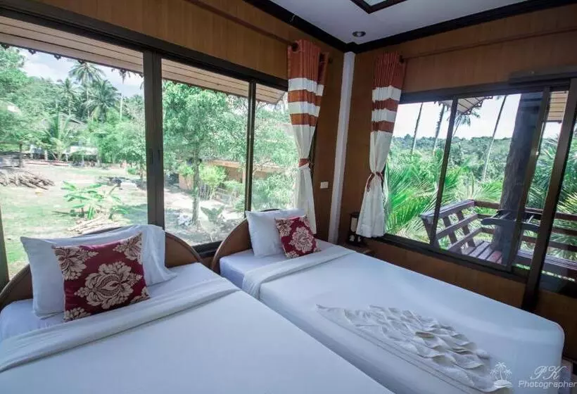 Suanya Kohkood Resort And Spa