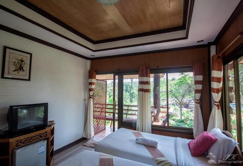 Suanya Kohkood Resort And Spa