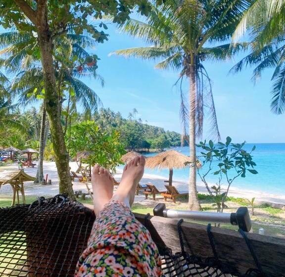 Suanya Kohkood Resort And Spa