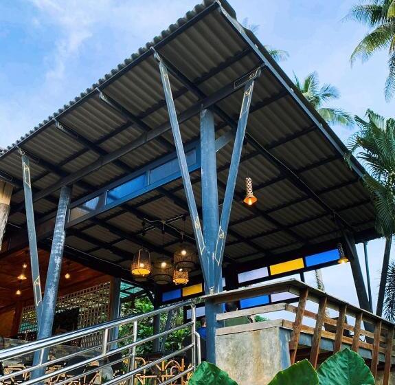 Suanya Kohkood Resort And Spa