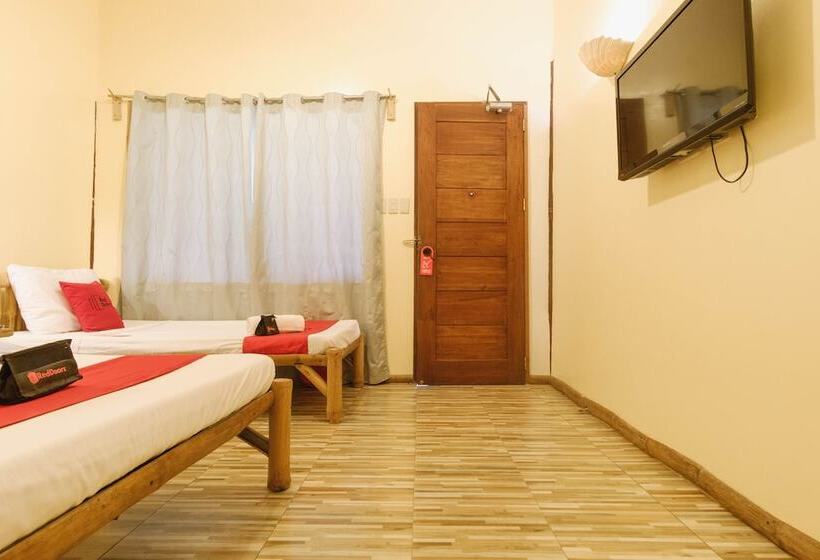 Hotel Reddoorz Plus Near Vigan Convention Center