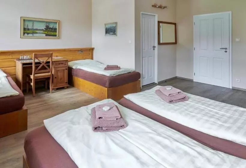 Relax Hotel Valaška