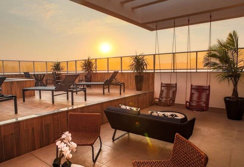 Advanced Hotel E Flats