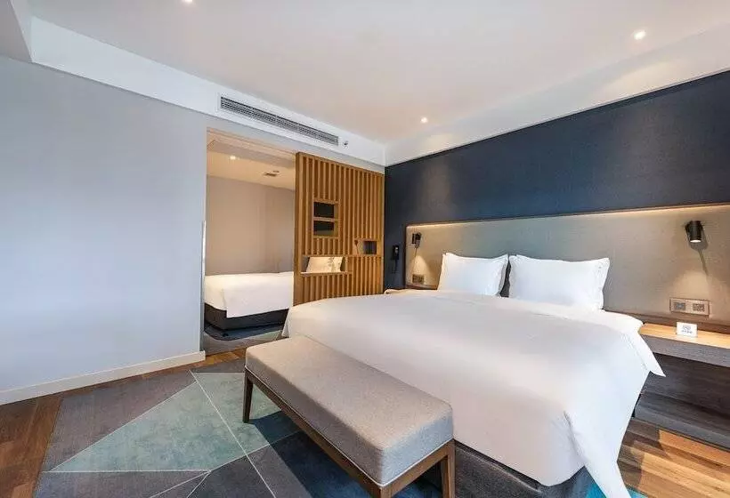 ホテル Holiday Inn Express Guiyang Jinyang Avenue By Ihg