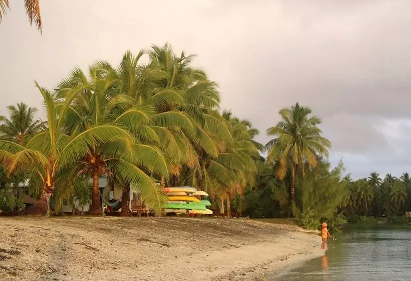 Hotelli Ranginui's Retreat
