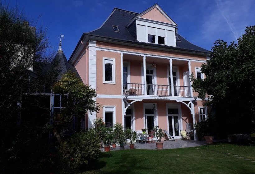 膳宿费 Villa Mercedes