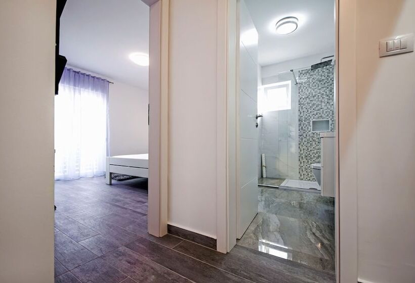 Apartment And Studio Tereza