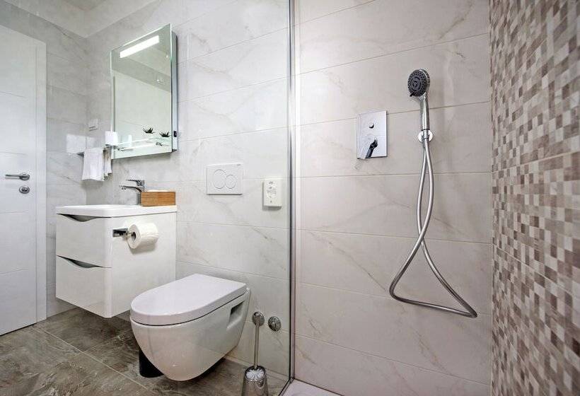 Apartment And Studio Tereza