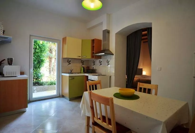 Graziella Apartment