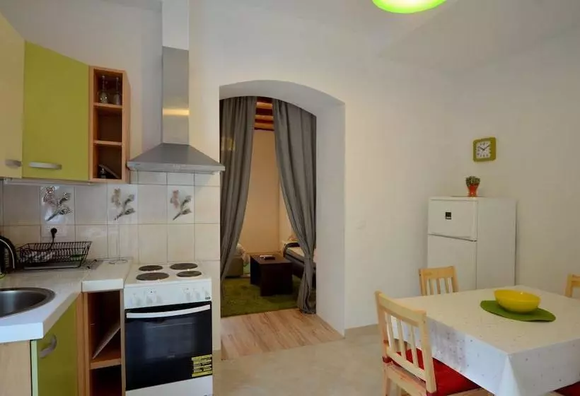 Graziella Apartment