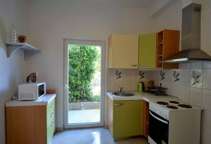 Graziella Apartment