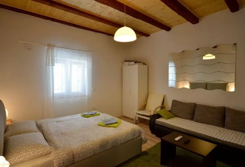 Graziella Apartment