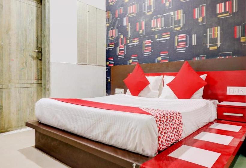 בית מלון כפרי Oyo 65871  New Naaz