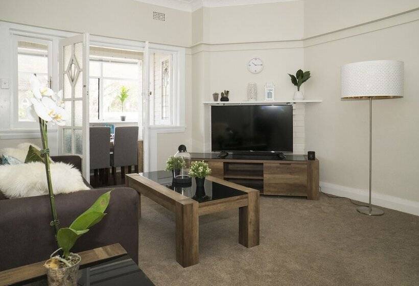 Pelicanstay Walk To Bondi Beach