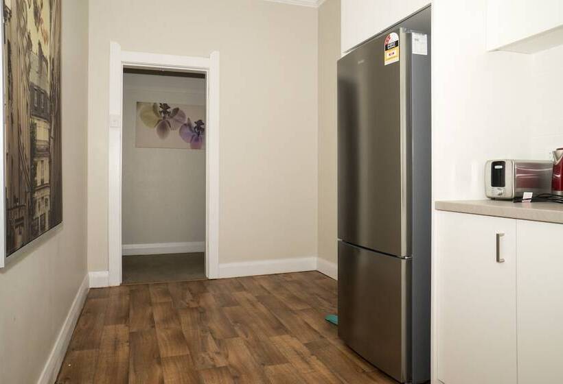 Pelicanstay Walk To Bondi Beach