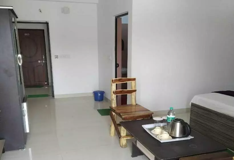 The Gharana Hotel And Resort