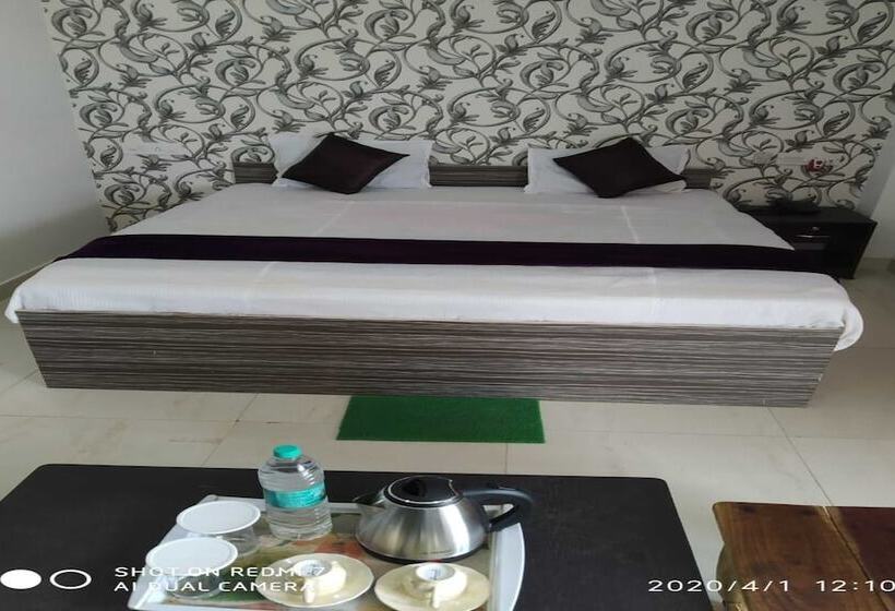 The Gharana Hotel And Resort