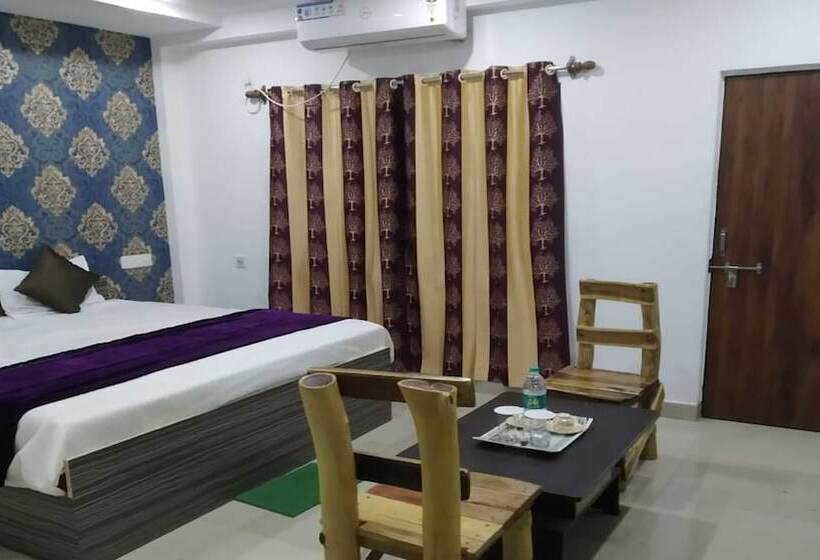 The Gharana Hotel And Resort