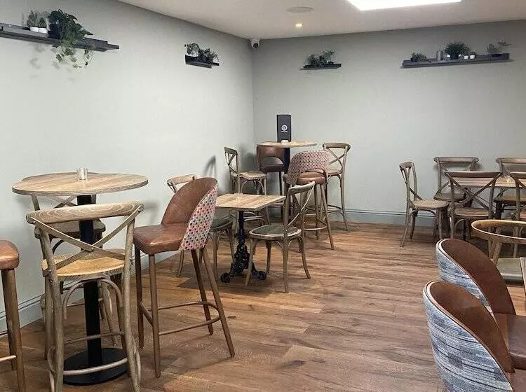 هتل Balcomie Links