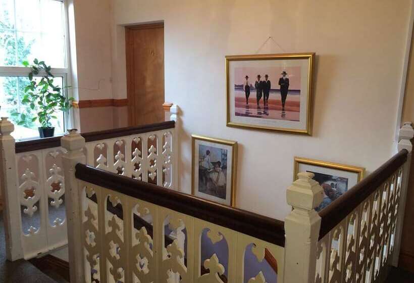 בית מלון כפרי Charlotte House