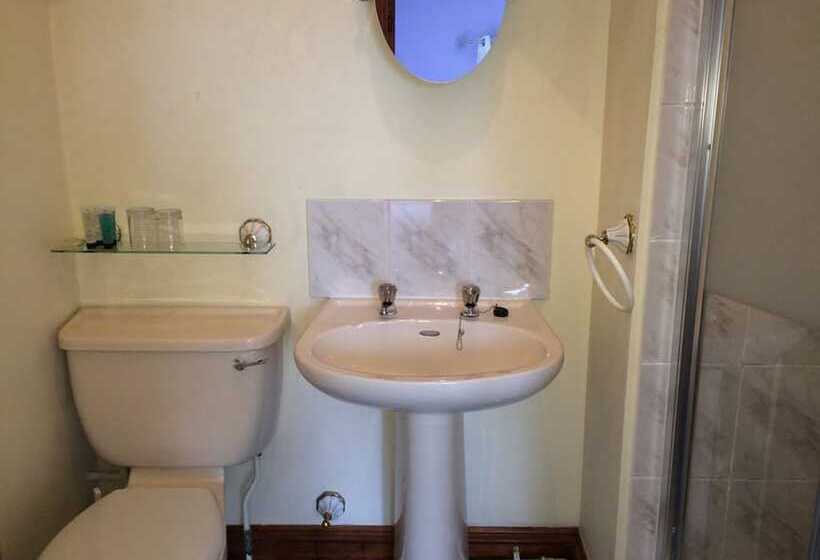 בית מלון כפרי Charlotte House