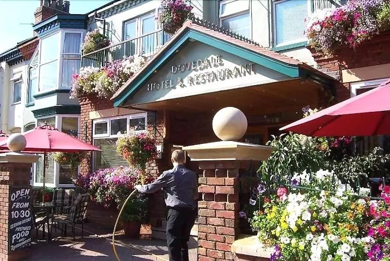 Dovedale Hotel And Restaurant