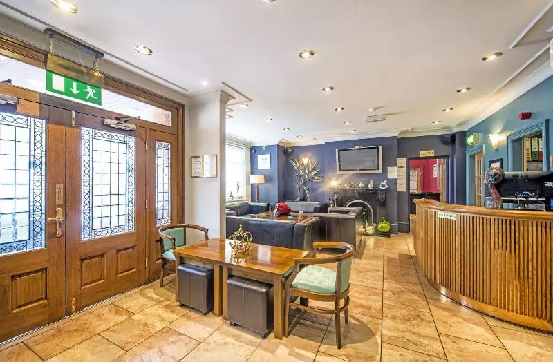 Dovedale Hotel And Restaurant