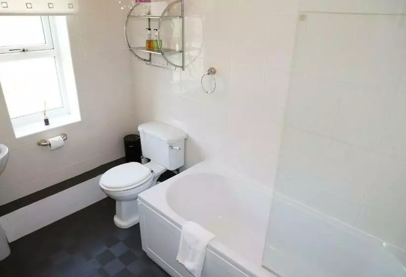 ホテル Elmfield House